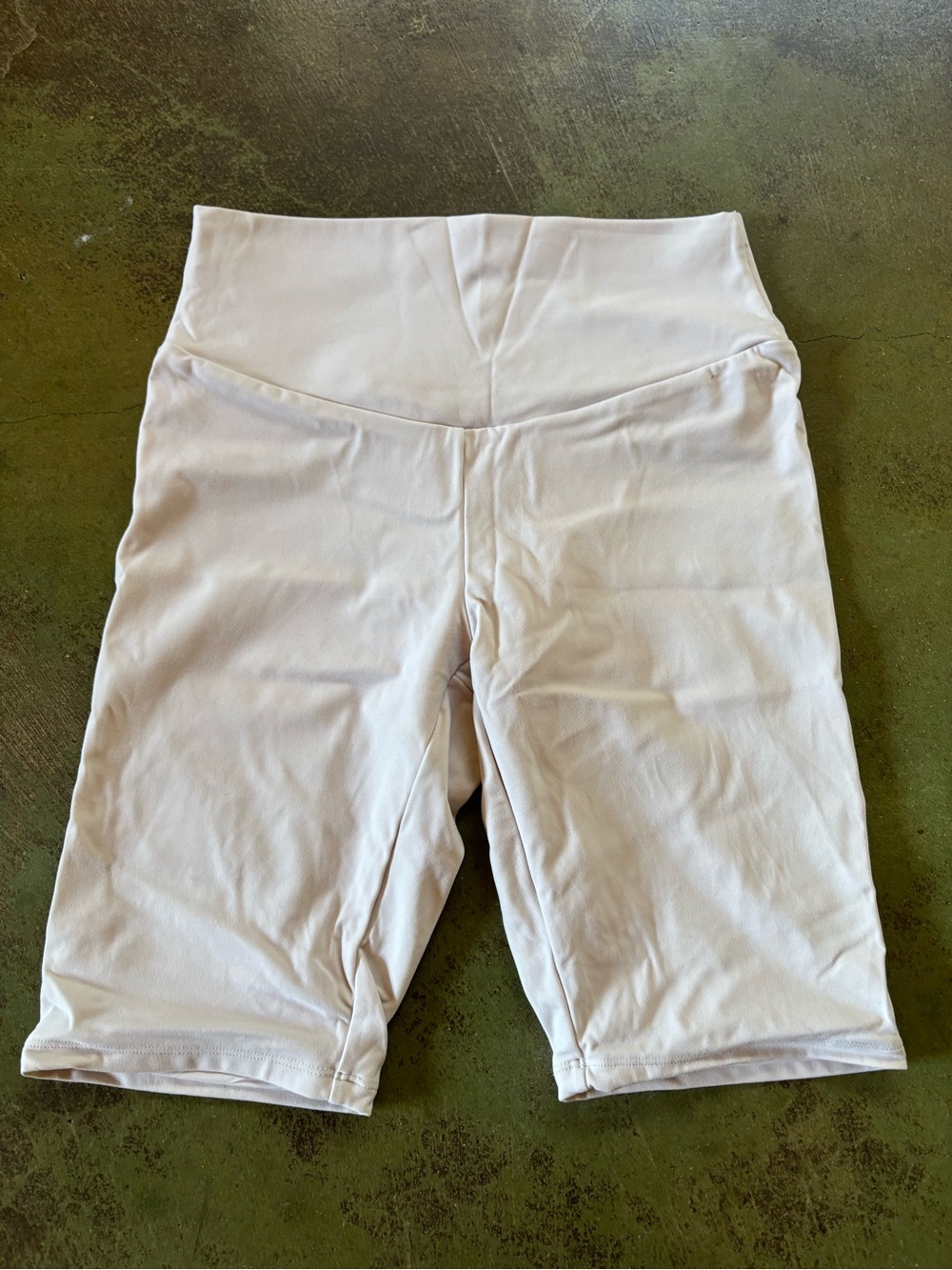 Oysho Women's High-Waist Cream Bike Shorts